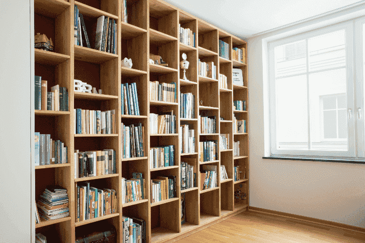 福山市で本棚を処分する方法7つ！費用や注意点も解説