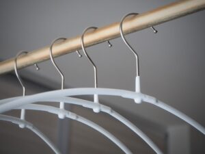 ハンガーラックを捨てるときの費用目安