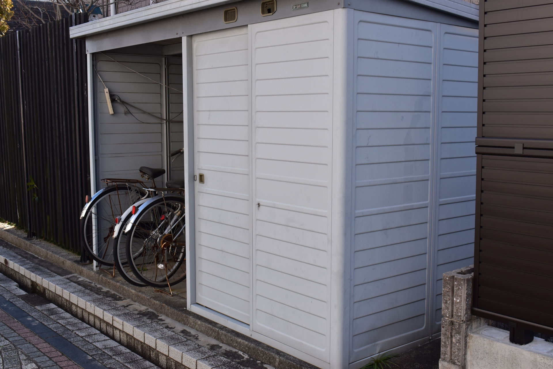 福山市での物置の捨て方7選！費用相場や処分する際の注意点について解説