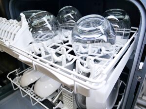 【タイプ・状態別】食器乾燥機を処分するときの判断ポイント